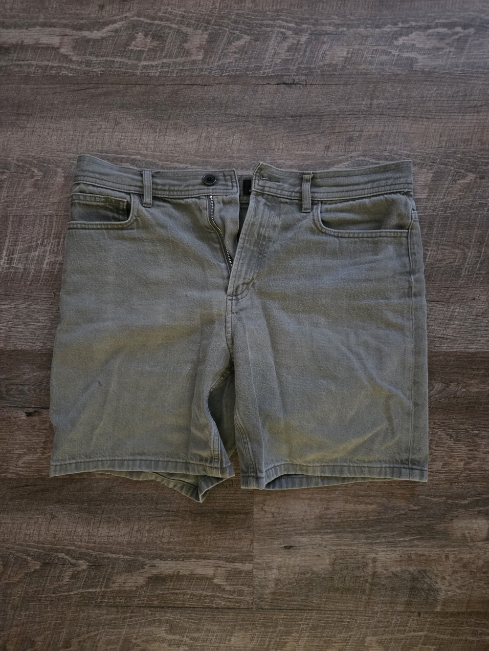 A.P.C. Olive Green Shorts